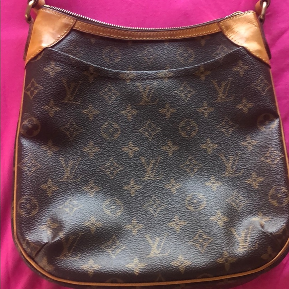 Authentic Louis Vuitton Odeon PM bag.